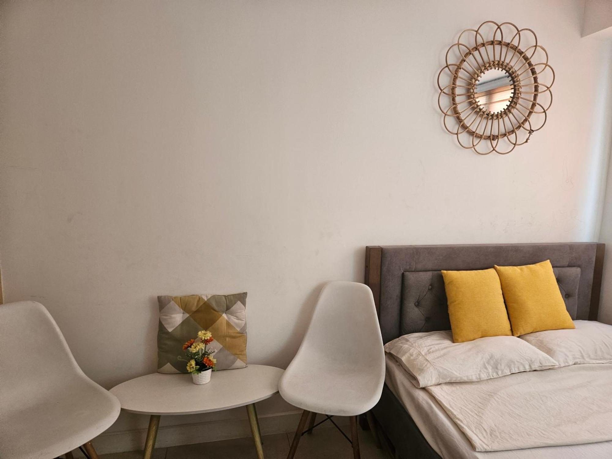 The Residences At Commonwealth By Century Properties Quezon City Esterno foto
