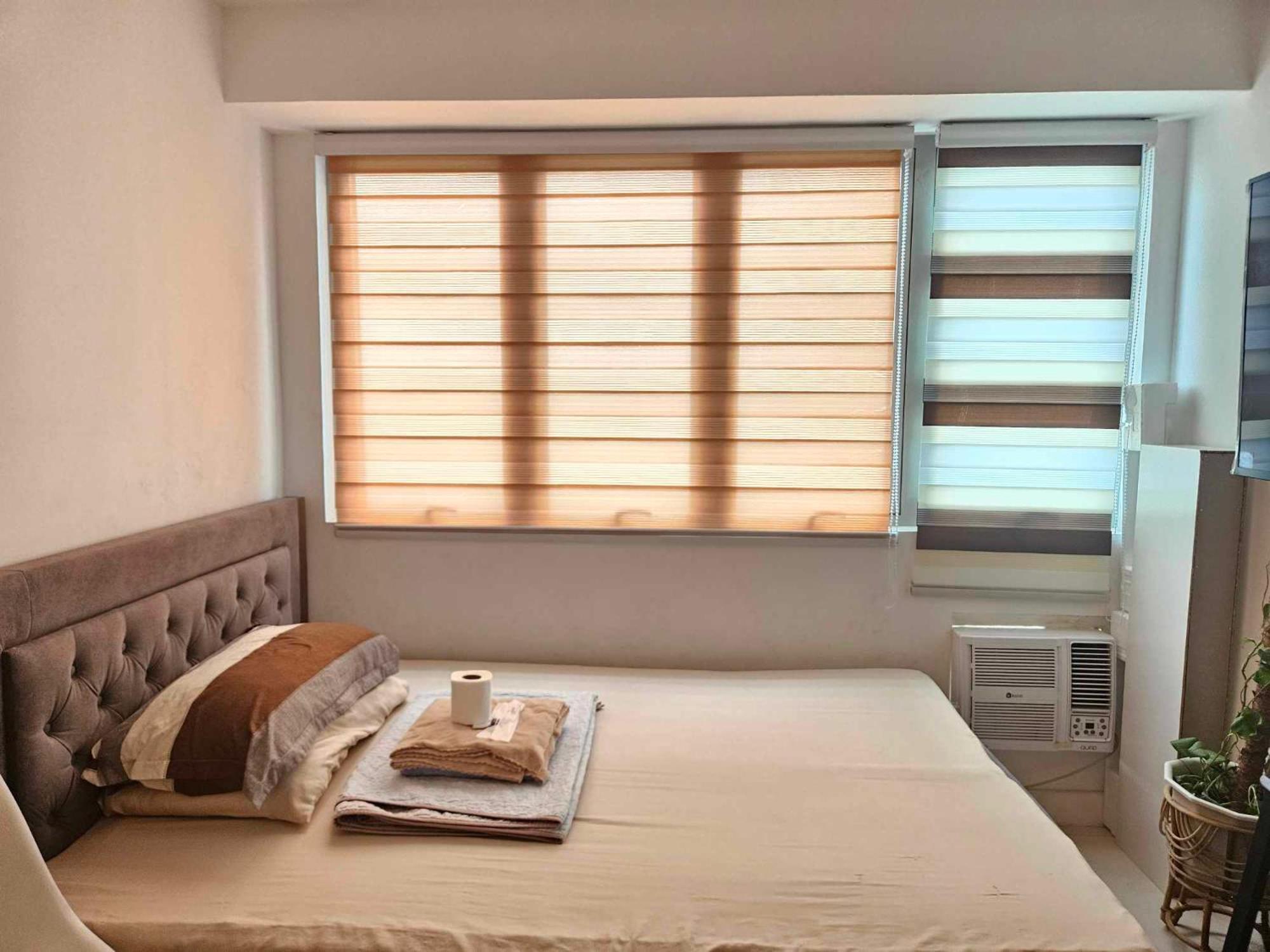 The Residences At Commonwealth By Century Properties Quezon City Esterno foto